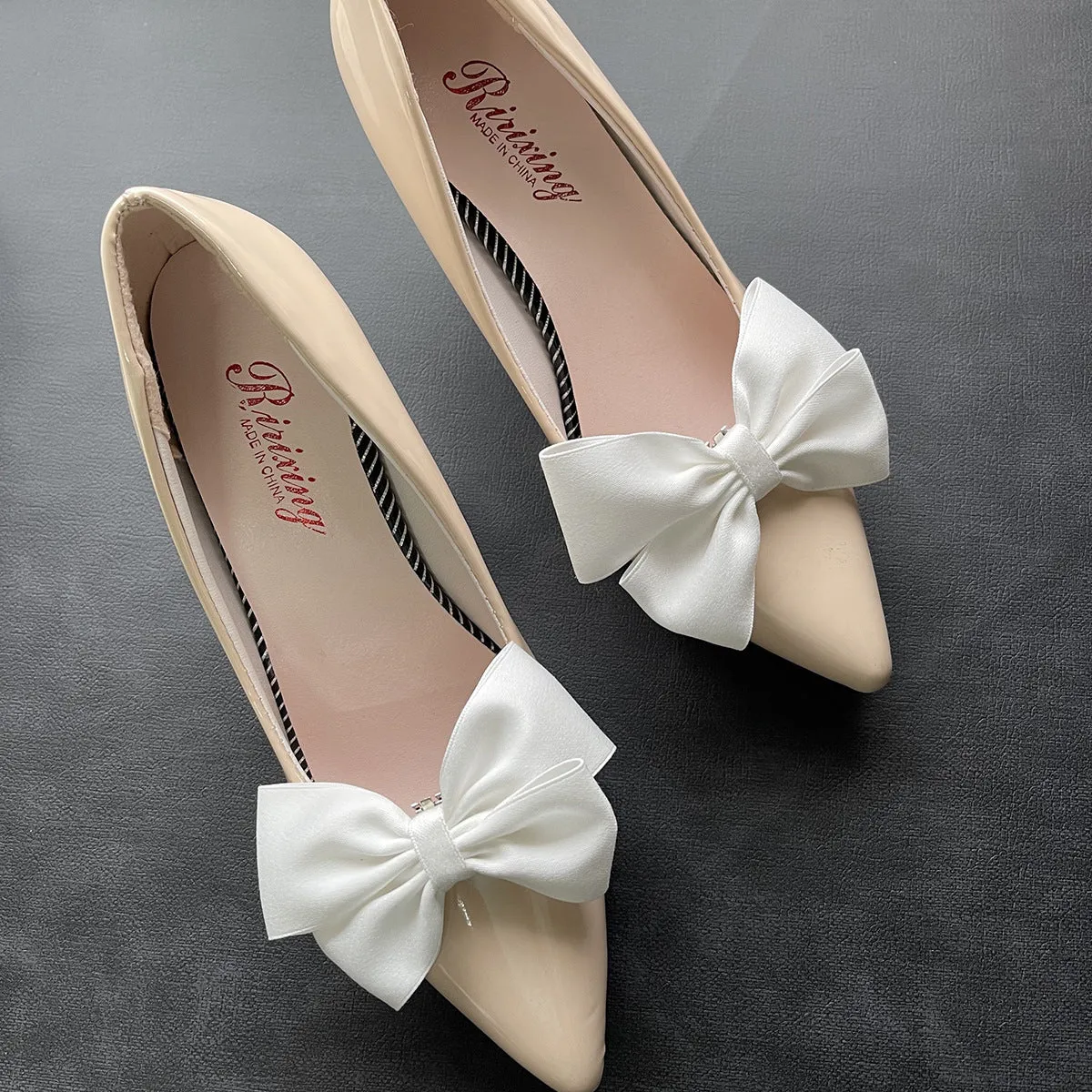 BOW SHOE CLIP