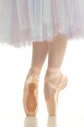 Classic Fit Feather Flex Pointe Shoes