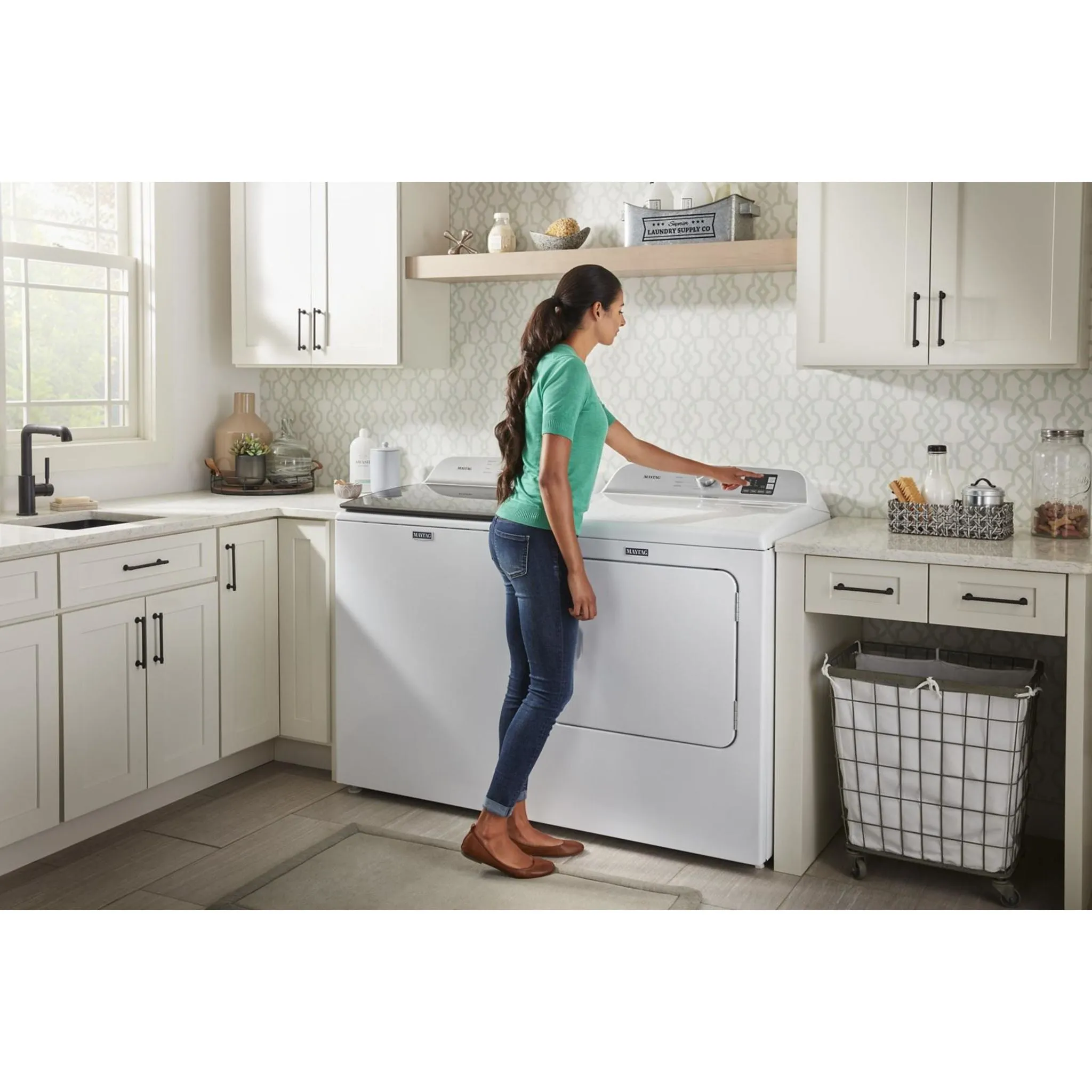 Maytag Top Load Gas Dryer with Advanced Moisture Sensing - 7.0 cu. ft. (MGD6200KW)