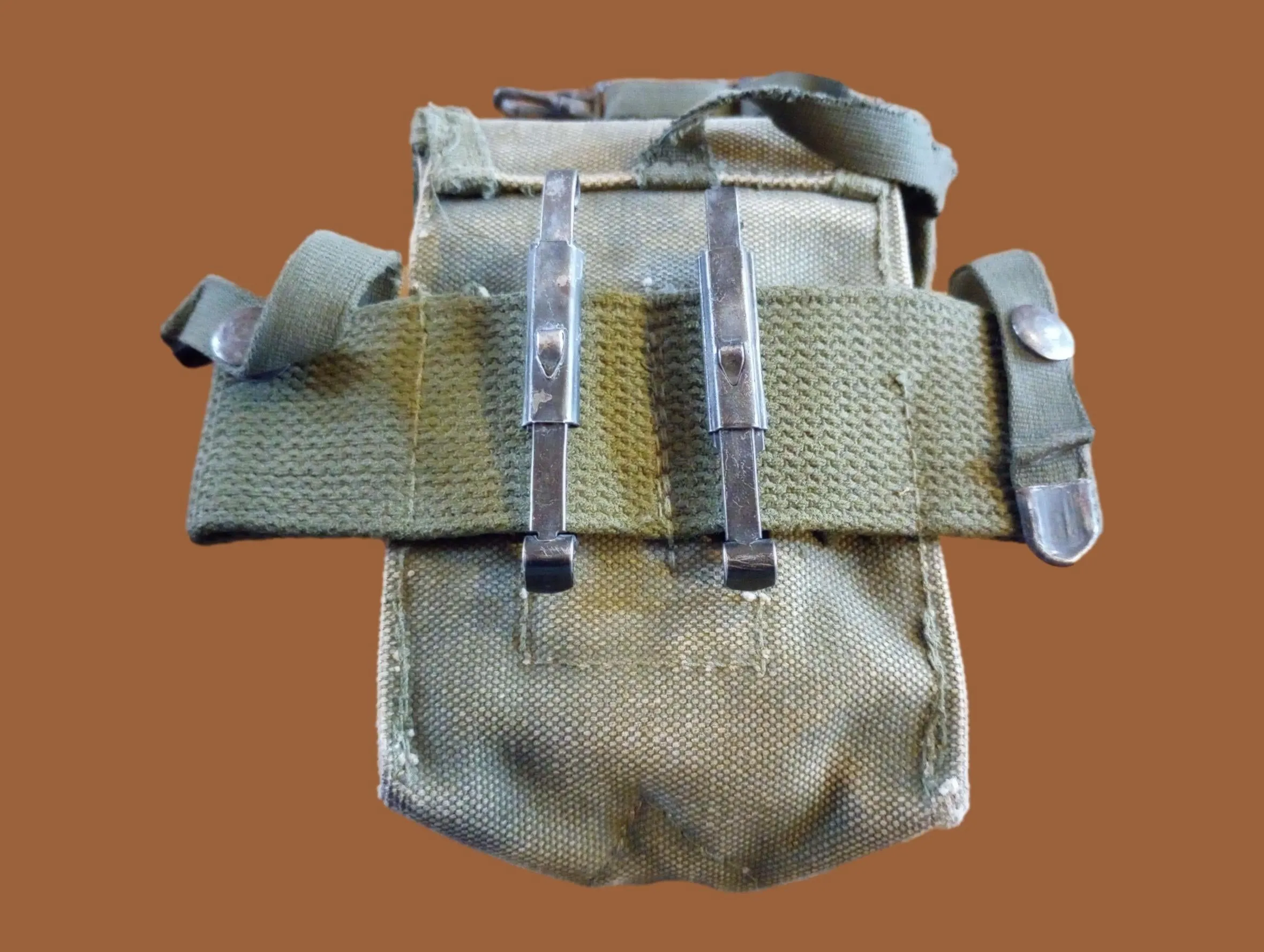MILITARY AMMO MAGAZINE POUCH M1956 STYLE CANVAS VIETNAM ERA 1950'S - 1970'S