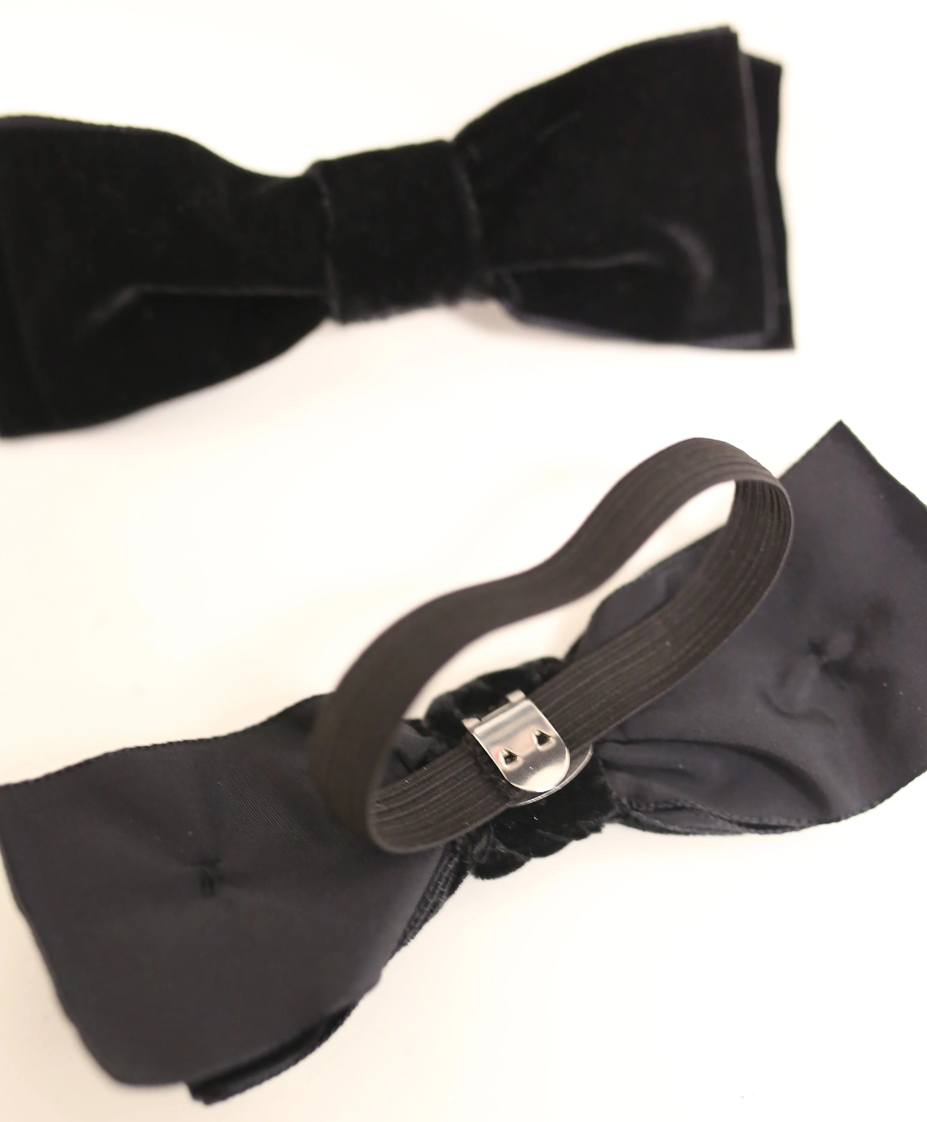 Navy Blue Velvet Bow Shoe Clips