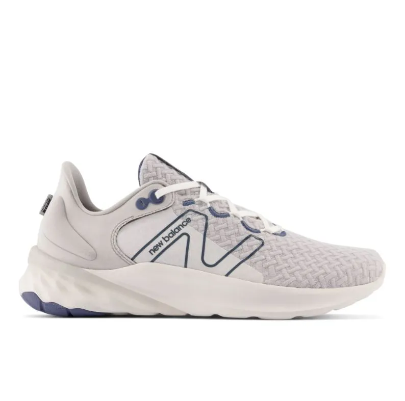 New Balance Mens Fresh Foam V3