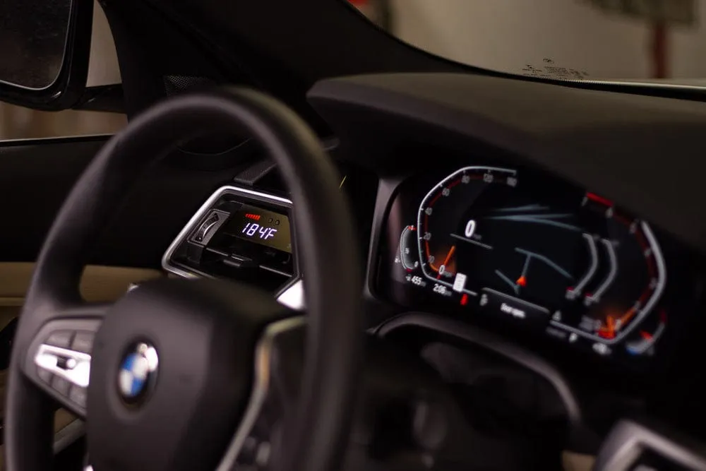 P3 V3 OBD2 - BMW G2X / G8X Gauge (2019 )