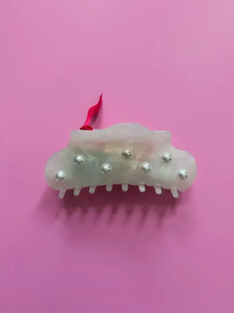 Pearl Hair Claw Clips - Assorted