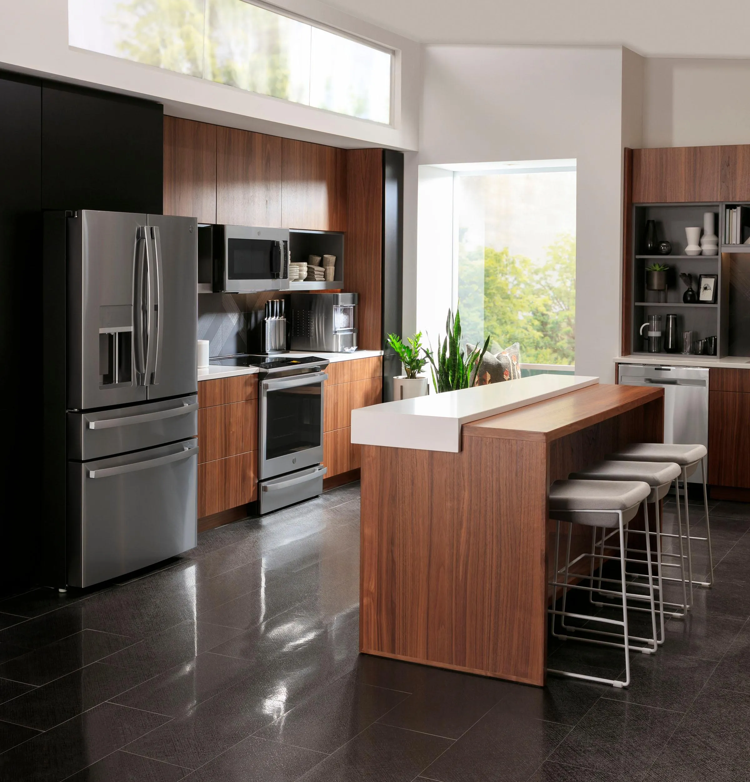 PVD28BYNFS GE Profile™ ENERGY STAR® 27.9 Cu. Ft. Smart Fingerprint Resistant 4-Door French-Door Refrigerator with Door In Door