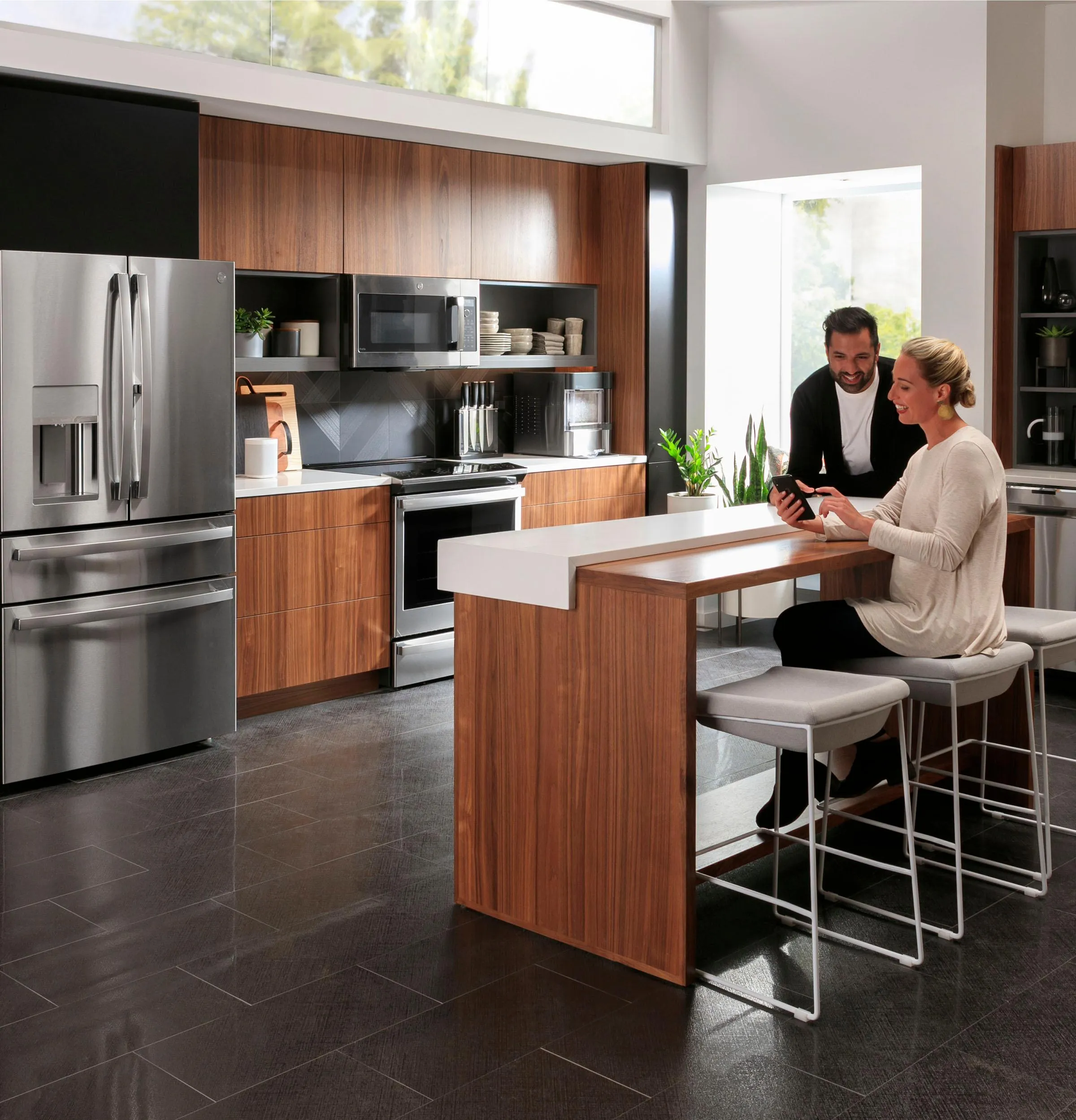 PVD28BYNFS GE Profile™ ENERGY STAR® 27.9 Cu. Ft. Smart Fingerprint Resistant 4-Door French-Door Refrigerator with Door In Door