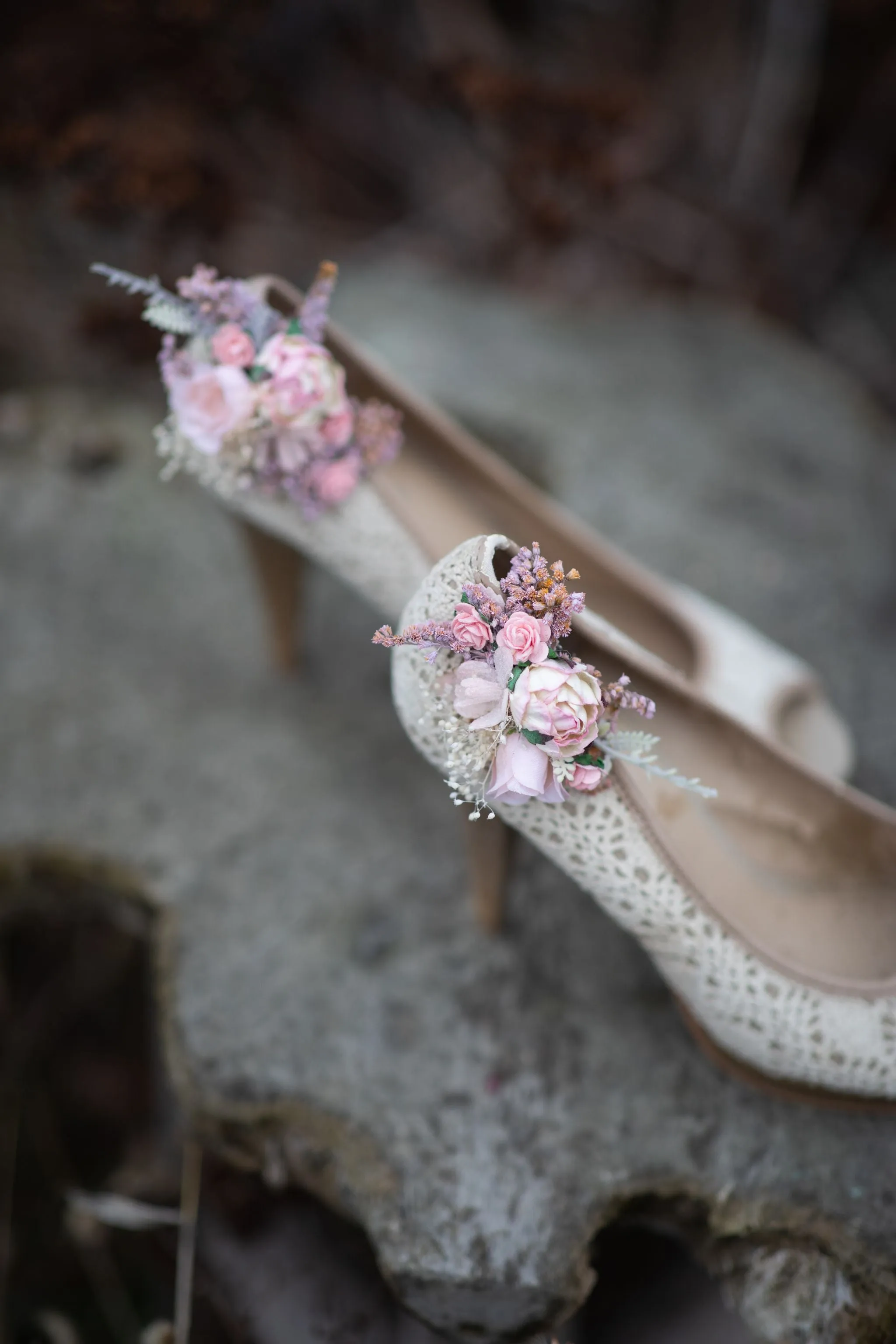 Romantic flower shoe clips Bridal flower clips Wedding accessories Bride to be Magaela Pink shoe clips Bridal jewellery Shoe decoration