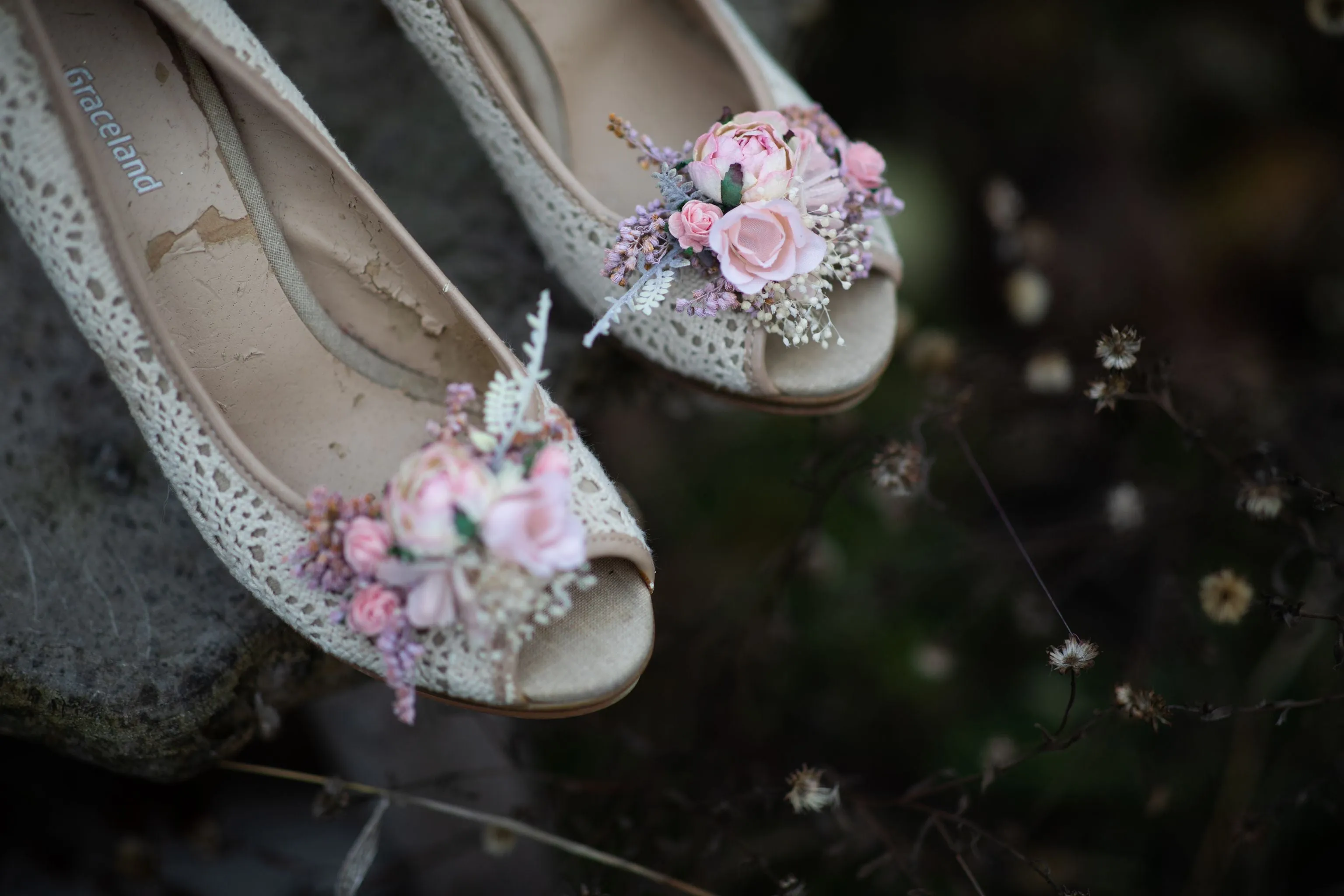 Romantic flower shoe clips Bridal flower clips Wedding accessories Bride to be Magaela Pink shoe clips Bridal jewellery Shoe decoration