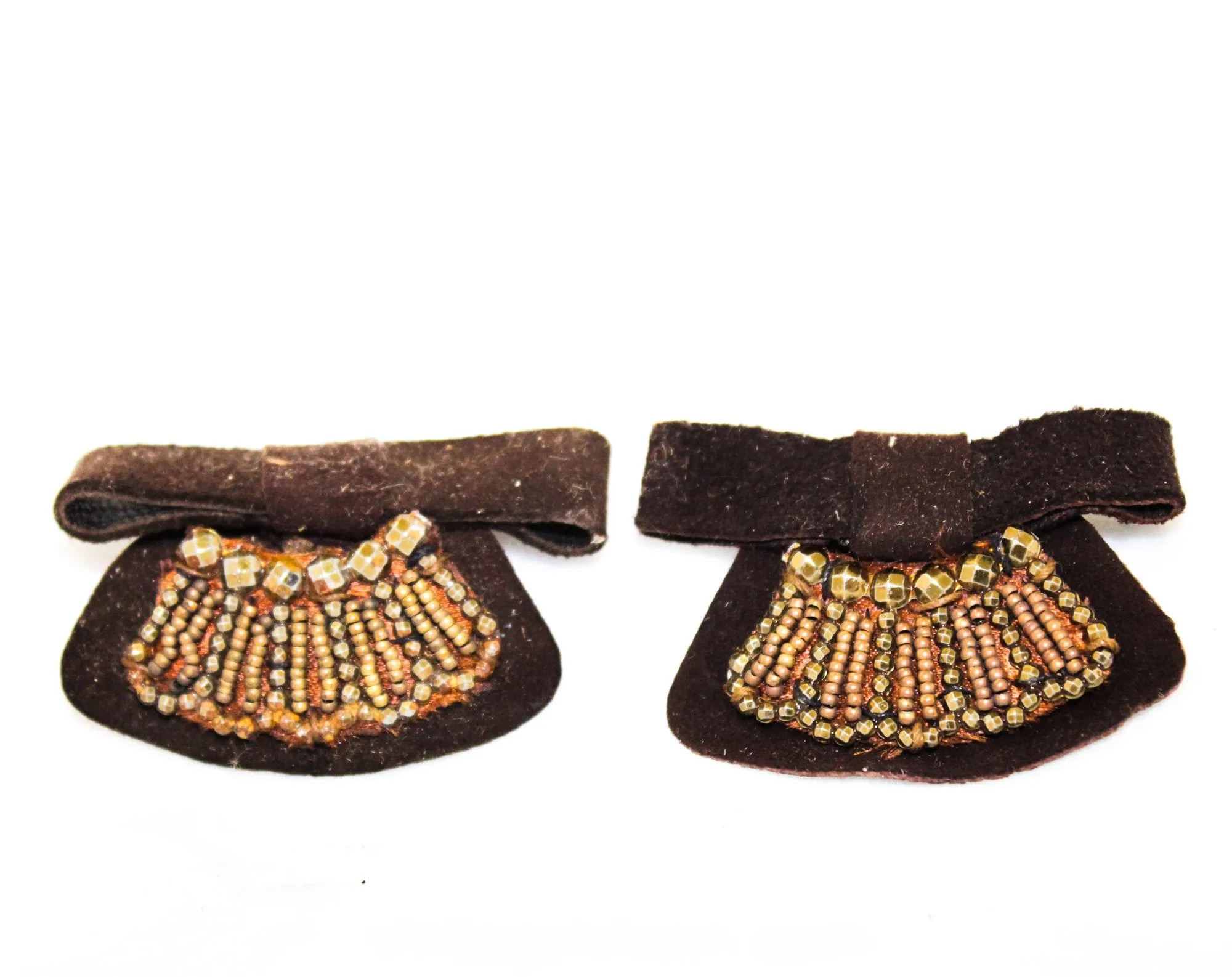 Size 6 Brown 40s Shoes with Decorative Clips - Unworn 1940s Beautiful Leather 3 1/2 Inch Heels - Fall Autumn Deadstock - Deco Reptile Bows
