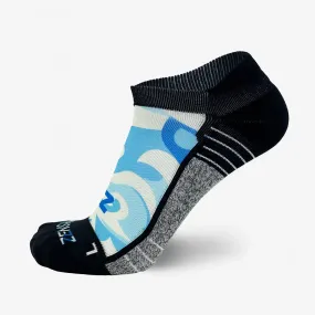 Tropical Surf Waves Running Socks (No Show)