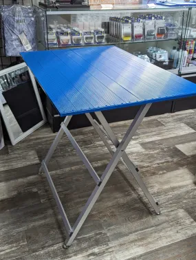 Ultra-Light Ringside Table