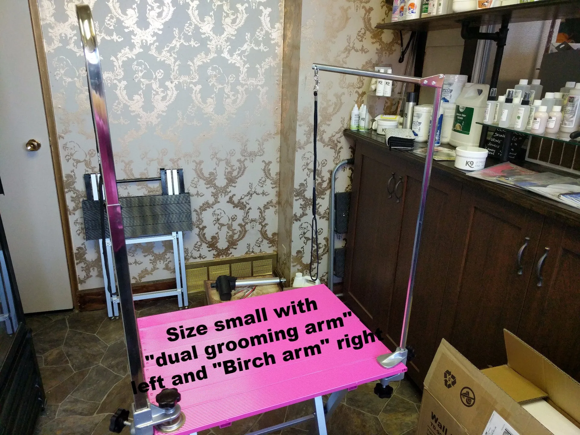 Ultra-Light Ringside Table