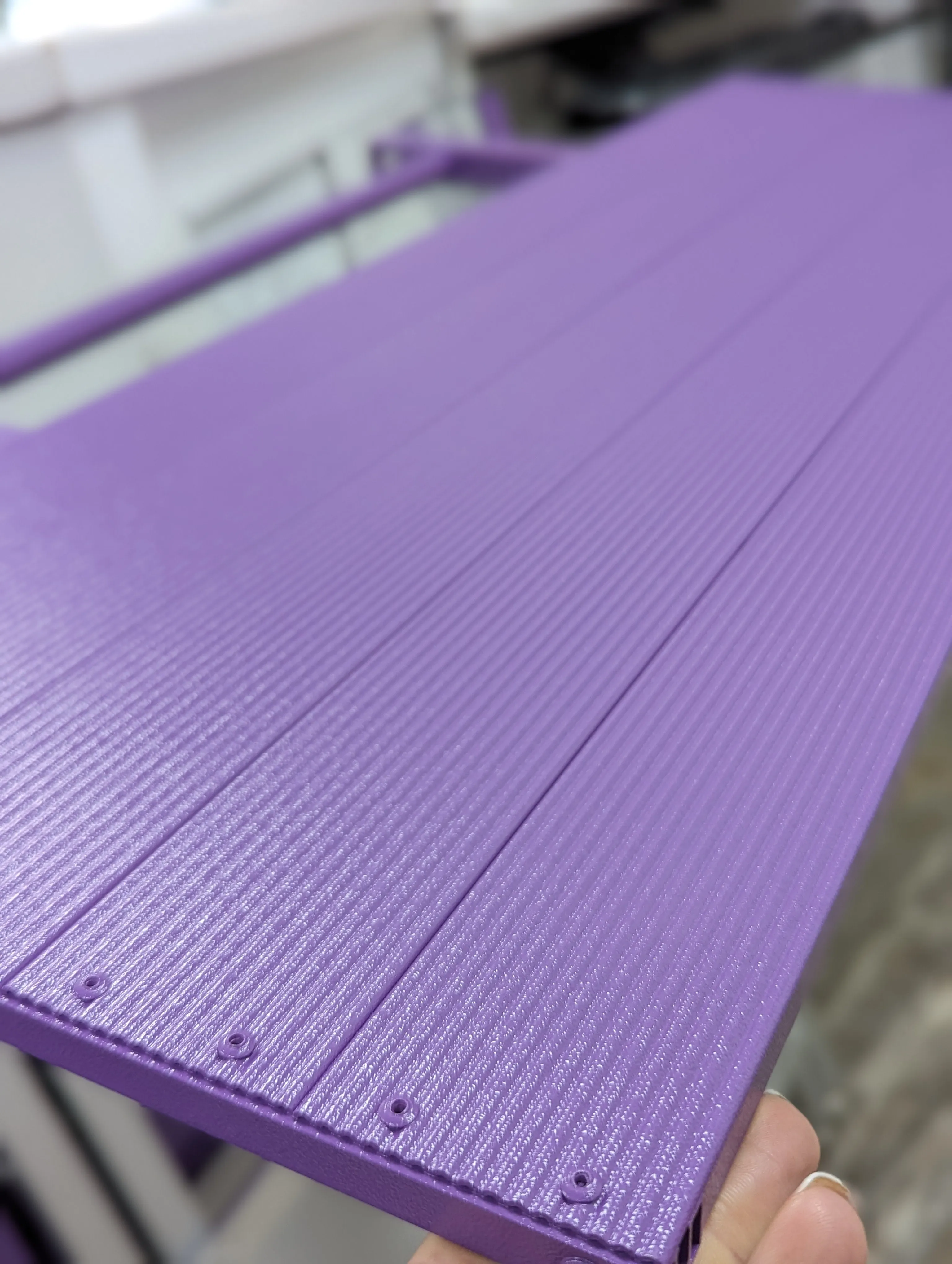Ultra-Light Ringside Table